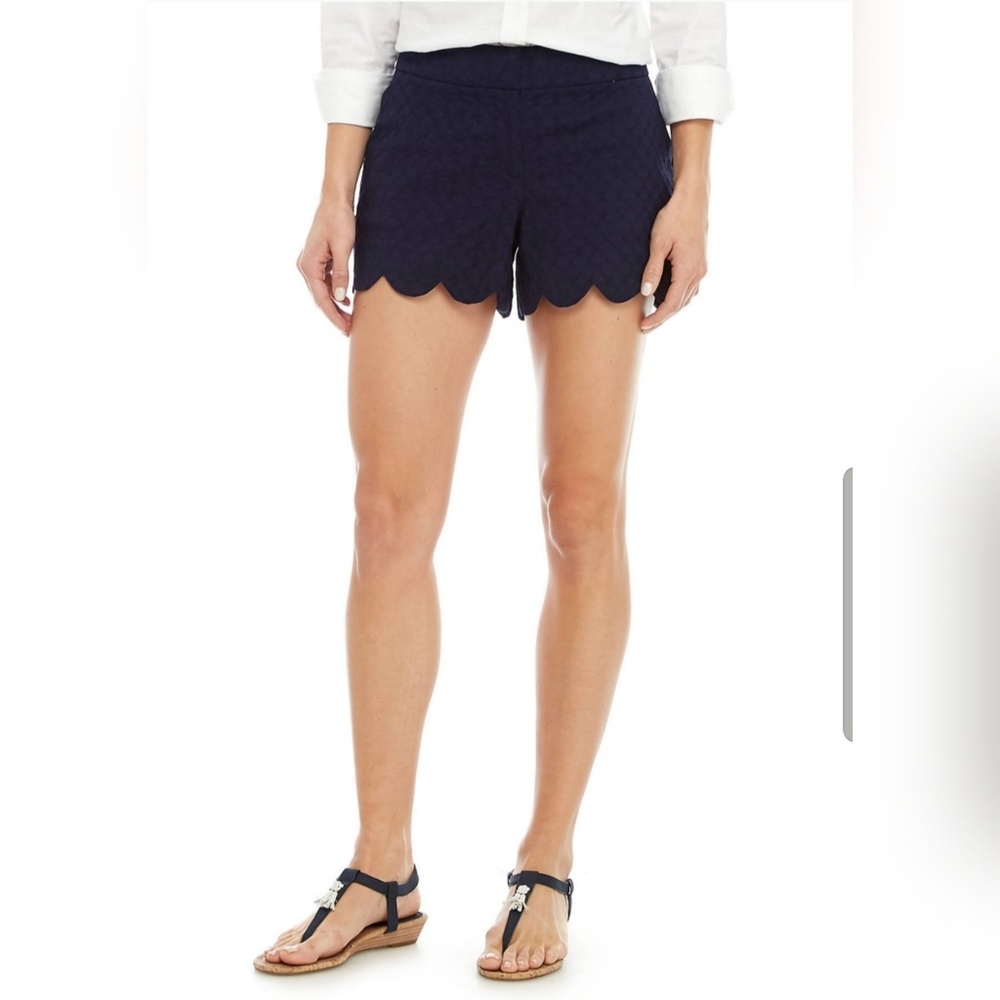 Crown and Ivy Scalloped Hem Shorts